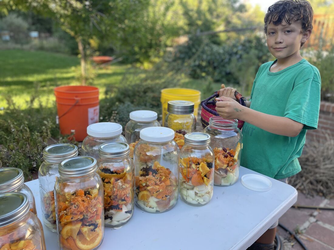 Filling jars with ingredients